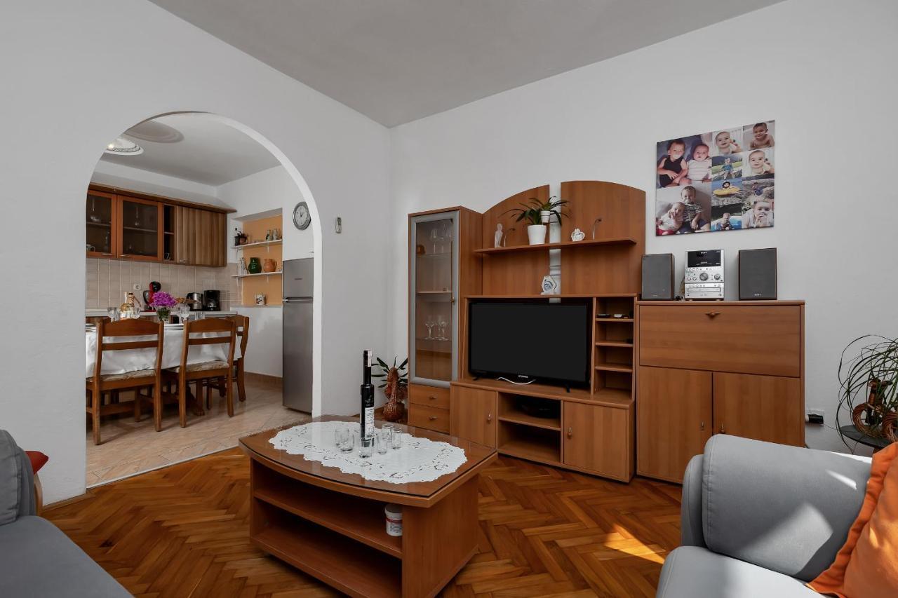 Apartmani Antonela Drasnice Luaran gambar